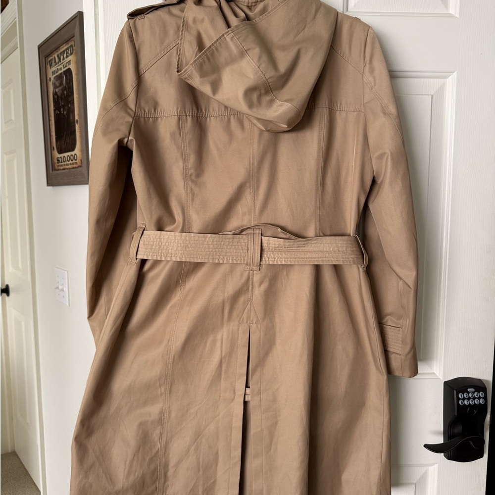 London Fog Classic Tan Double-Breasted Trench Coat - Picture 6 of 10